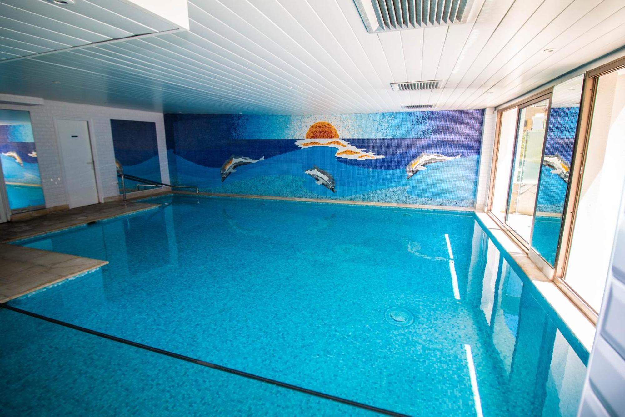 Calme Absolu, Elegant Et Arbore Avec Piscine Appartement *
